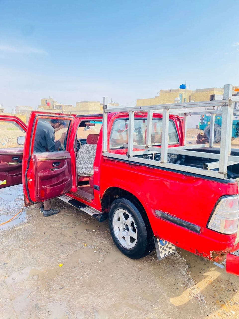 السلام عليكم  بيكم فتون لبيع
موديل 13 جاهزه بس الكشر شفت عنك بيه خياسات
رقم مثنئه السعر 27 وبيه مجال التواصل ***********
