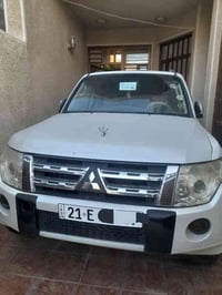 باجيرو ٢٠٠٨ السيارة جديدة محرك هاوون كيفها حلو الفور ويل شغال كهربائيا...