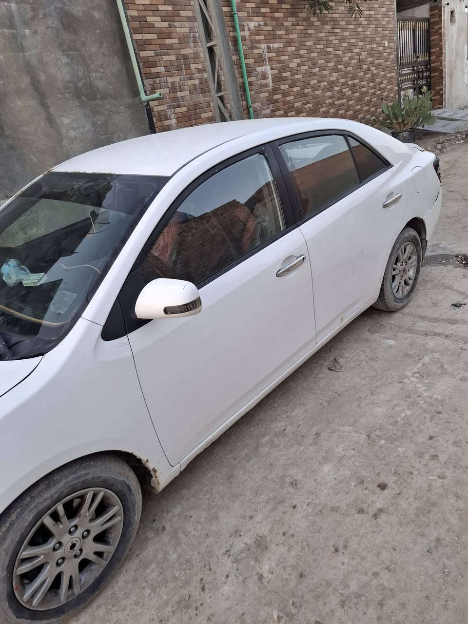 السلام عليكم  سيارة سايبا اريو للبيع موديل 2018 السيارة رايدلها  شويه ترتيبات  السعر 43 مكاني البصرة  ابو  الخصيب  عويسيان   رقم تليفون  ***********
