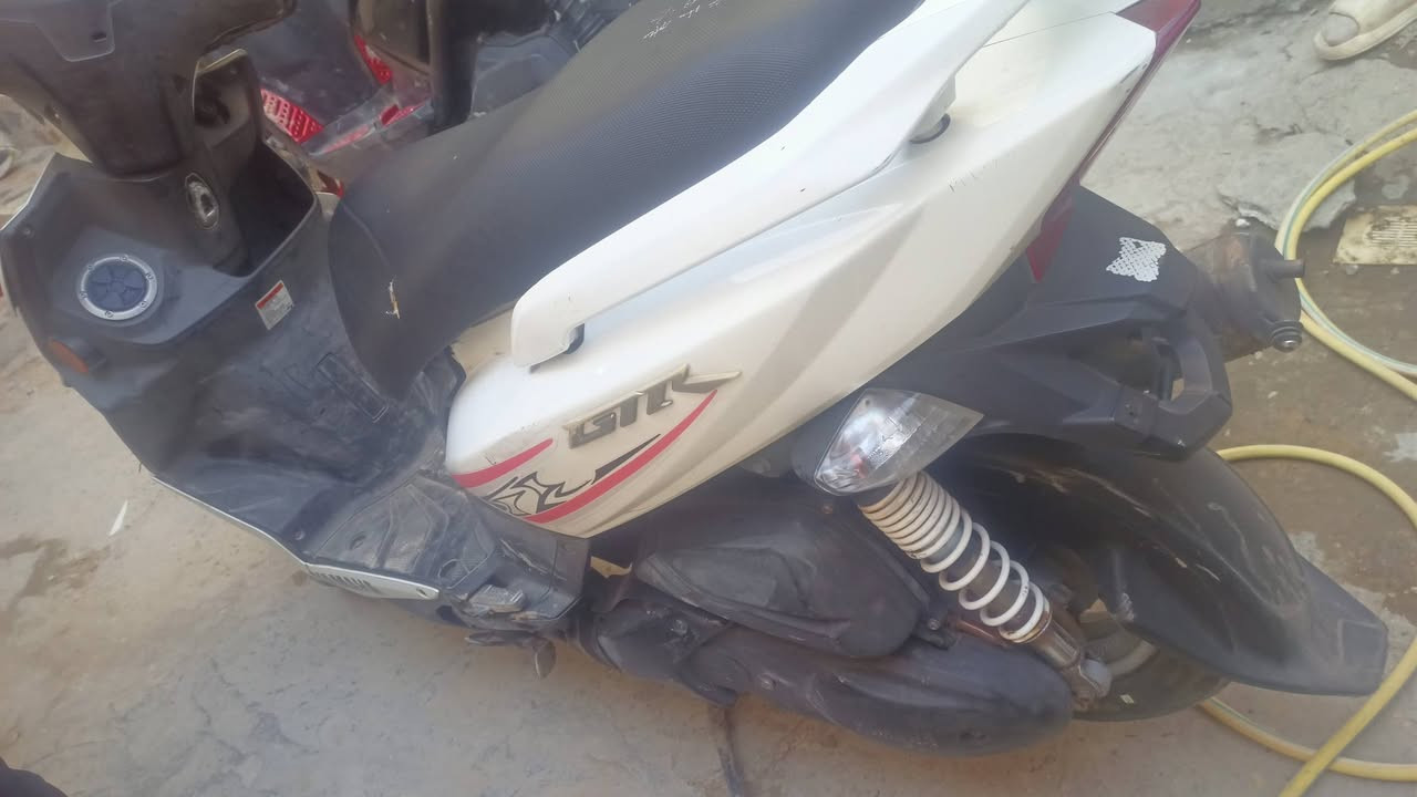 دراجه جي تي ار مكفوله علم دراجه حلوه بعده جديده
مكاني بغداد سبع قصور 
السعر 650 
بعده وكاله 
***********
