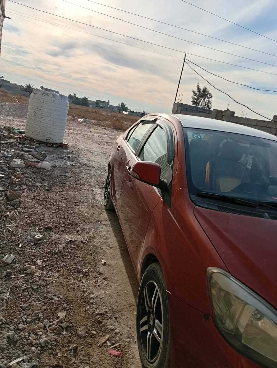 سلام عليكم 2012 بلاديه السياره لا ضربه ولا صبغ رقم بغداد باسمي حته دعاميات بلاديه جراد خفيف سياره  كير عادي كير ومحرك بلجيس صدر يخبل سياره مال جناي السعر 50 
***********
العنوان بغداد البياع
