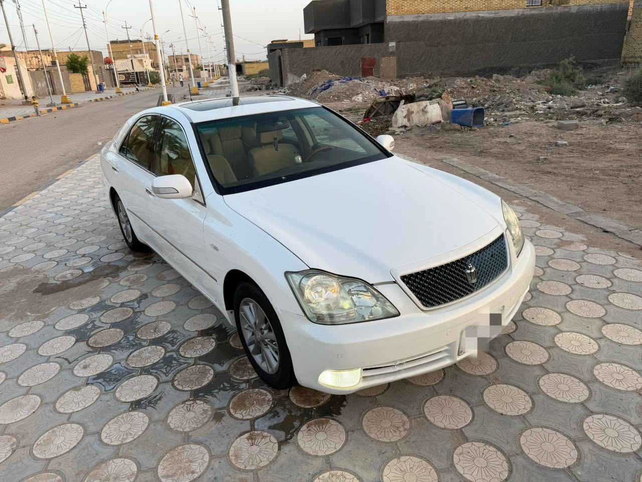 السلام عليكم تويوتا كراون شاهينه موديل 2004 دولي ذي قار سنويه الغاية 2031 مواصفات  فول فتحه برده حساس 3 دكم شاصي 82 داخل بيجي رادار شاير بلمري بصمه كامره شاشه مكفول كفاله عامه سعره 155
***********
***********
