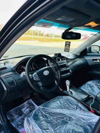 تۆیۆتا ئەڤەلۆن 2012 مواسەفات ئەمریکی  ناو ڕەش بۆیاخ ئەستوور  205 هەزار...