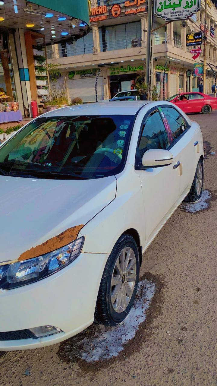 سلام عليكم سيراتو للبيع موديل 12 لسياره وارد خليجي لسياره خير من الله لسياره بيه ضربه بل بنيد مثل ما تشوفون بل صوره بعدني ما صابقه مكينه وكير خير من الله السعر 95وبيه مجال كلششششش قليل ***********.     ***********.  مكاني البصره
