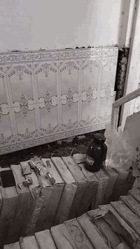 السلام عليكم خلفه اشتغل ترميم اوجديد جميع المناز مكاني بغداد الكرخ هاتف ***********
