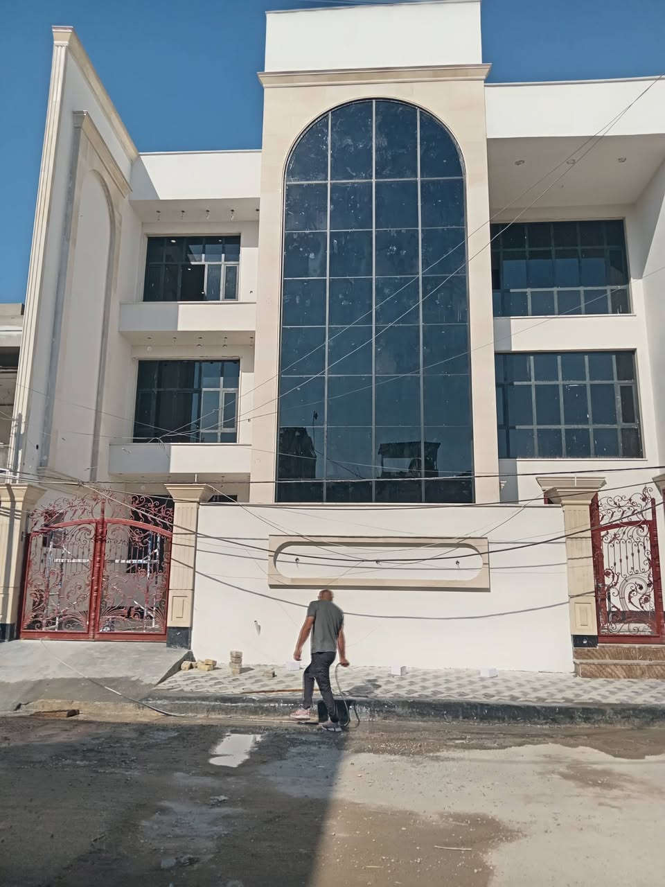 السلام عليكم ورمضان كريم صباغ بيوت ومحلات وعمارات لأهلنا في بغداد وباجود أنواع المواد صبغ البتك والجوتن داخلي وخارجي وبأنسب الأسعار سعر المتر 5000 آلاف فقط هذا العرض برمضان اتصل وادلل علئ الرقم *********** او *********** الاسطئ ابو عبدالله
