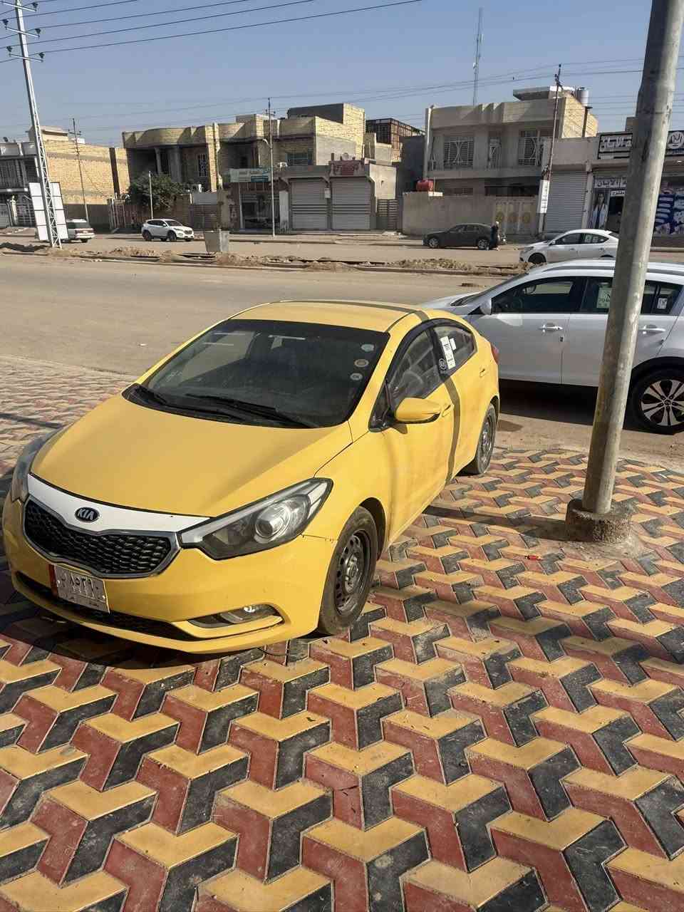 سيراتو 2013
وارد خليجي محرك 1600 دبل حساس دكشن عالي دوش محرك قبل شهر شادلها حداديه تخم تاير كير كله كفاله 
سيارة مال جناي مصفره هيئة وغرامات تحويل ثاني يوم رقم بغداد 
عنوان ميسان الجمعيات رقم صاحب السياره ***********
