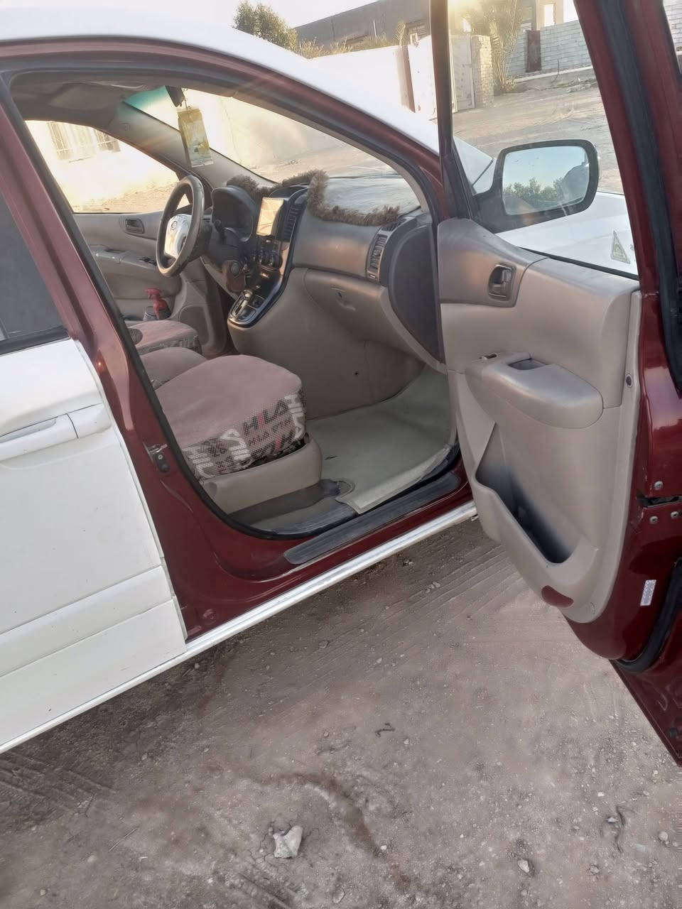 السلام عليكم كيا سيدونا 2011 السيارة جاهزة تشتغل عل خط مكان السماوة ***********
