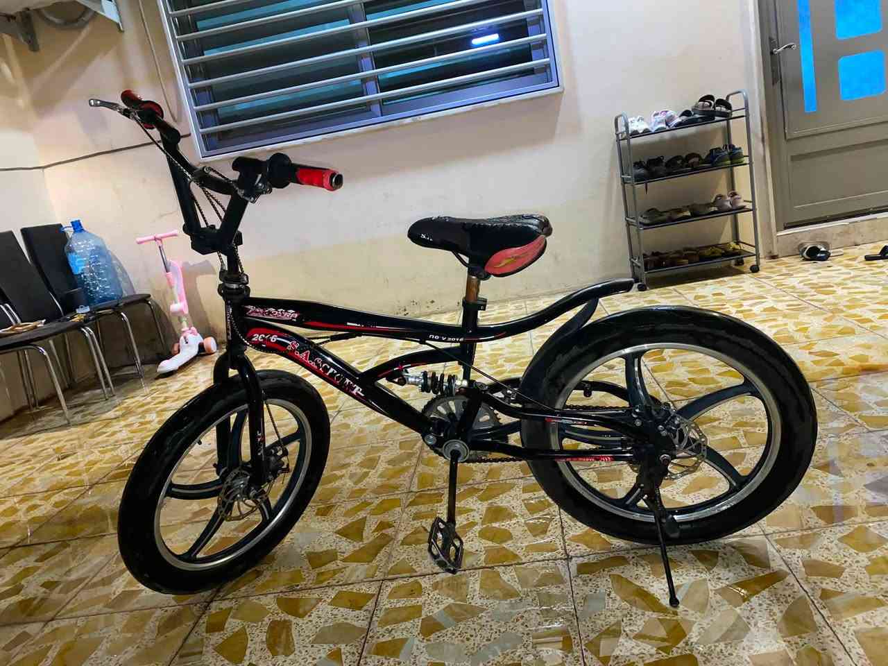 سلام عليكم ورحمة الله وبركاته بايسكل BMX للبيع مستعمل نظيف مابي اي عيب سعره 60 نهايته مكاني كركوك الي يريده يتواصل وياي خاص


**إذا كنت صاحب هذا الإعلان وتريد حذفه لأي سبب، رجاءا أرسل رسالة إلى الدعم الفني**
