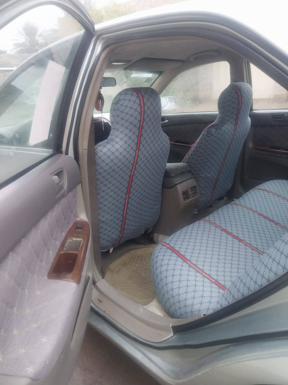 سلام عليكم
مديل ٢٠٠٤ خليجي

مكينة ٢٤٠٠ 

رقم بغداد الجديد 

صبغ عام اثر جراد 

بدون دواخل 

بدون شواصي 

تبريد شغال ثلج

شاشة وكامره 

للإستفسار اكثر إتصل ***********

او راسلني ع الخاص

مكاني صلاح الدين بلد
(((السعر ٩٠)))
