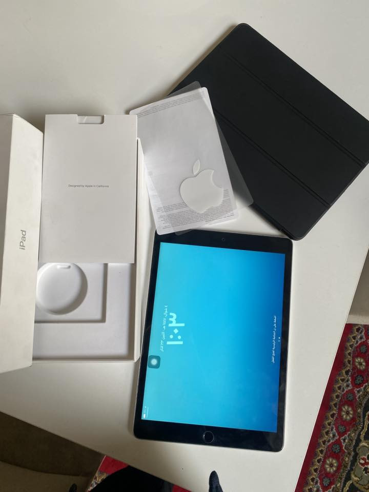 السلام عليكم للبيع ايباد 9 جديد. 🖤
ذاكره 64📱
بطاريه من٩٢ الى٩٥ 🔋
غراضه كامله. كرتون وشاحنه. 🖤
جهاز  نضيف وما مستخدم هواي 📱
عنواني بابل 

***********
