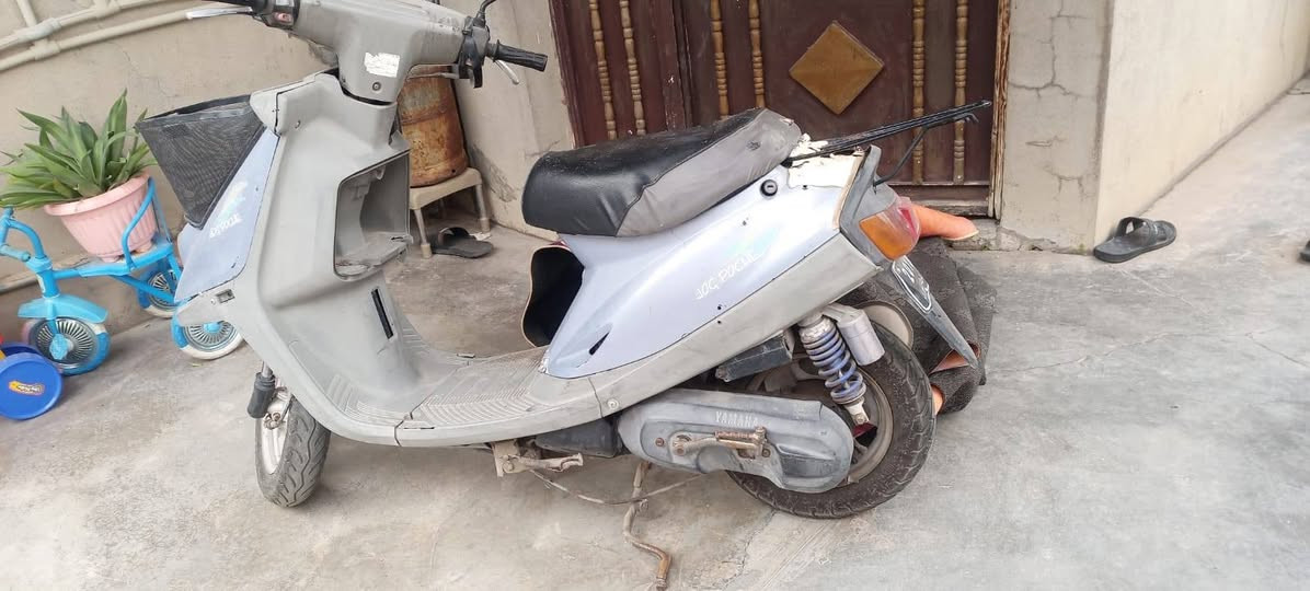 دراجه ياماها للبيع دراجه ما بيها ناريه فقط السعر   150 ***********
