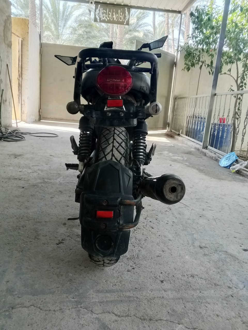 سلام عليكم دراجه لايتي للبيع موديل 2021 دراجه مفتوحه بس بستم والباقي كفاله عامه أوراق بسمي مكاني كربلا شارع السيدة زينب عامود 88 للطلب ولأستفسار يرجى الاتصال بالرقم 👈👈***********🫴الدراجه نضيفه حيل ولمحرك ناعم السعر واحد و300الف
