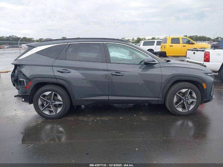 فرصة مميزة 🇮🇶🇺🇸#لذوي_الشهداء
#اعلان_مزاد
#السعر بيع مباشر 123 #ورقه 
تاريخ المزاد يوم :16-2-2026
نوع السياره HYUNDAI TUCSON SEL  2025 
#_شحنها #إلى_الأمارات
#إقليم_كردستان 
#العقبة
#ام_قصر
الضرر كما موضح بالصور
📍 العنوان : الفلوجه -شارع الجيش الشعبي-قرب مطعم أيوب المحمدي ومجاور شركة الوسيط 
📞 : *********** 
📞 : *********** ♦️ #واتساب_للأستفسار
📞 : *********** 
#مزاد_الامين_للسيارات_الامريكية_
