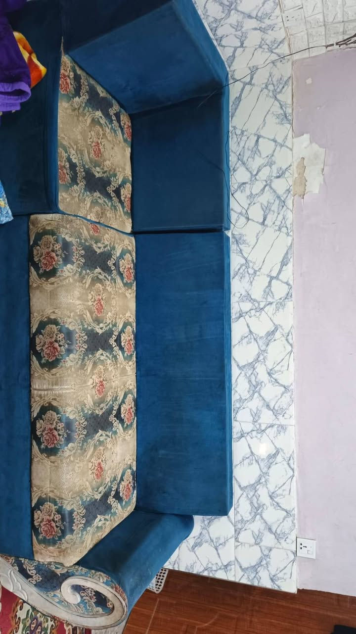 السلام عليكم
ديوان للبيع ٩ مقاعد نضيف جدا بدون ضرر 
السعر ١٢٥


**إذا كنت صاحب هذا الإعلان وتريد حذفه لأي سبب، رجاءا أرسل رسالة إلى الدعم الفني**