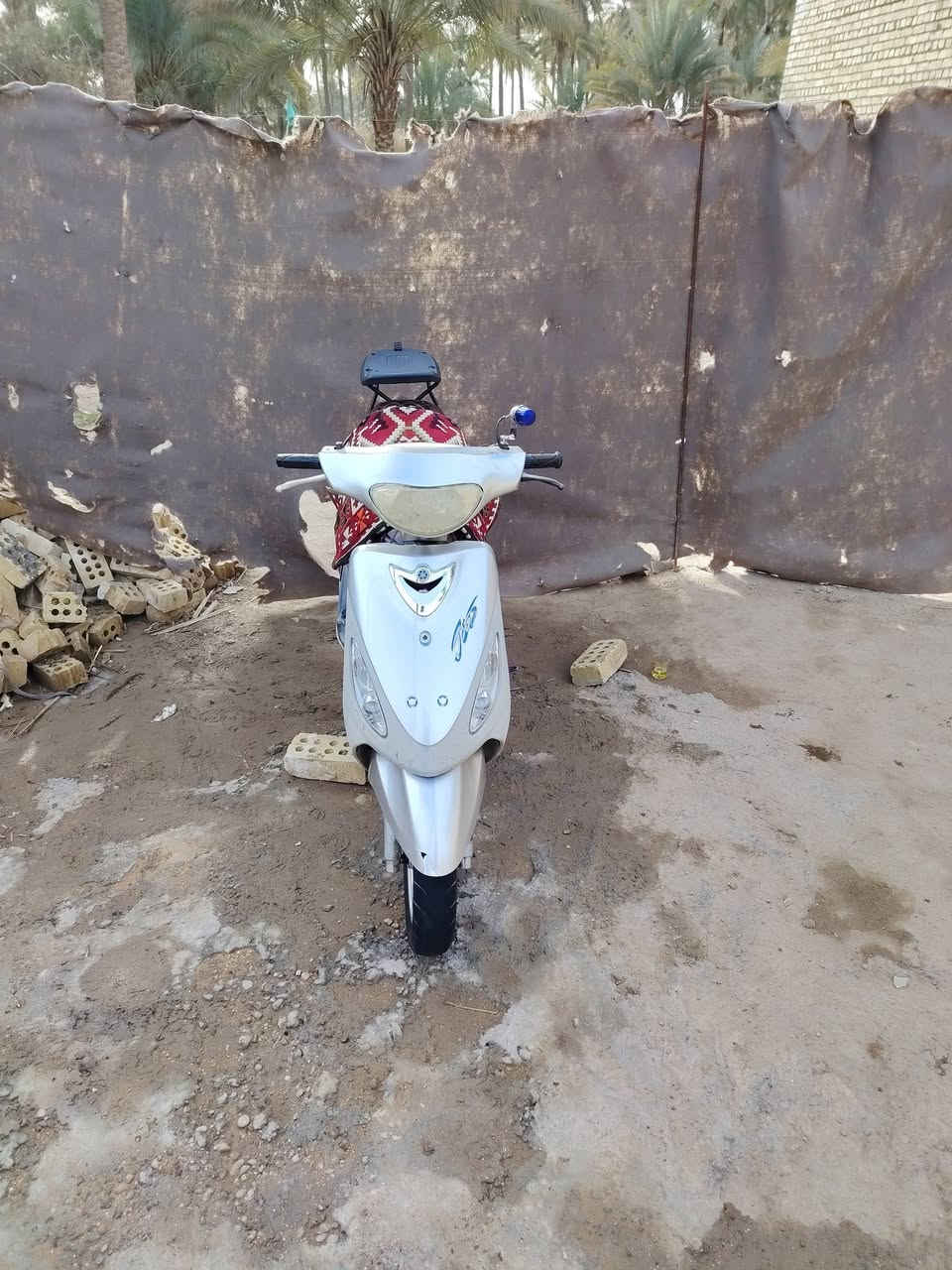 السلام عليكم شباب ماكس منغولي دراجه جاهزه شوفت عينك العنوان كربلاء قظاء اطوير  السعر 750 بيها مجال قليل***********
