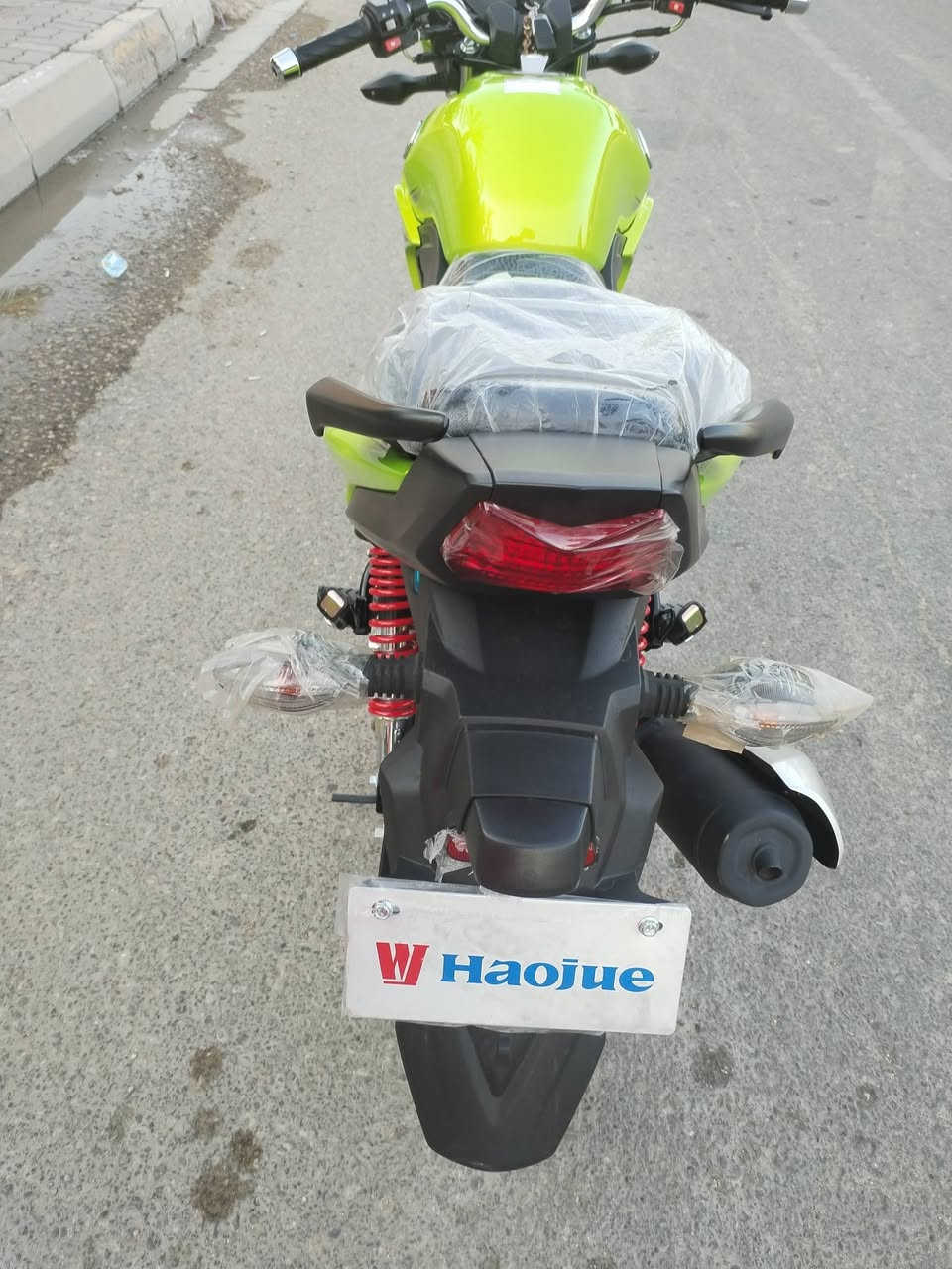 هوجي موديل 2023 صار 17 يوم من مشدود مكمرك كامل البيع السعر 17 وبي مجال شراي يتصل مكاني رمادي ***********
