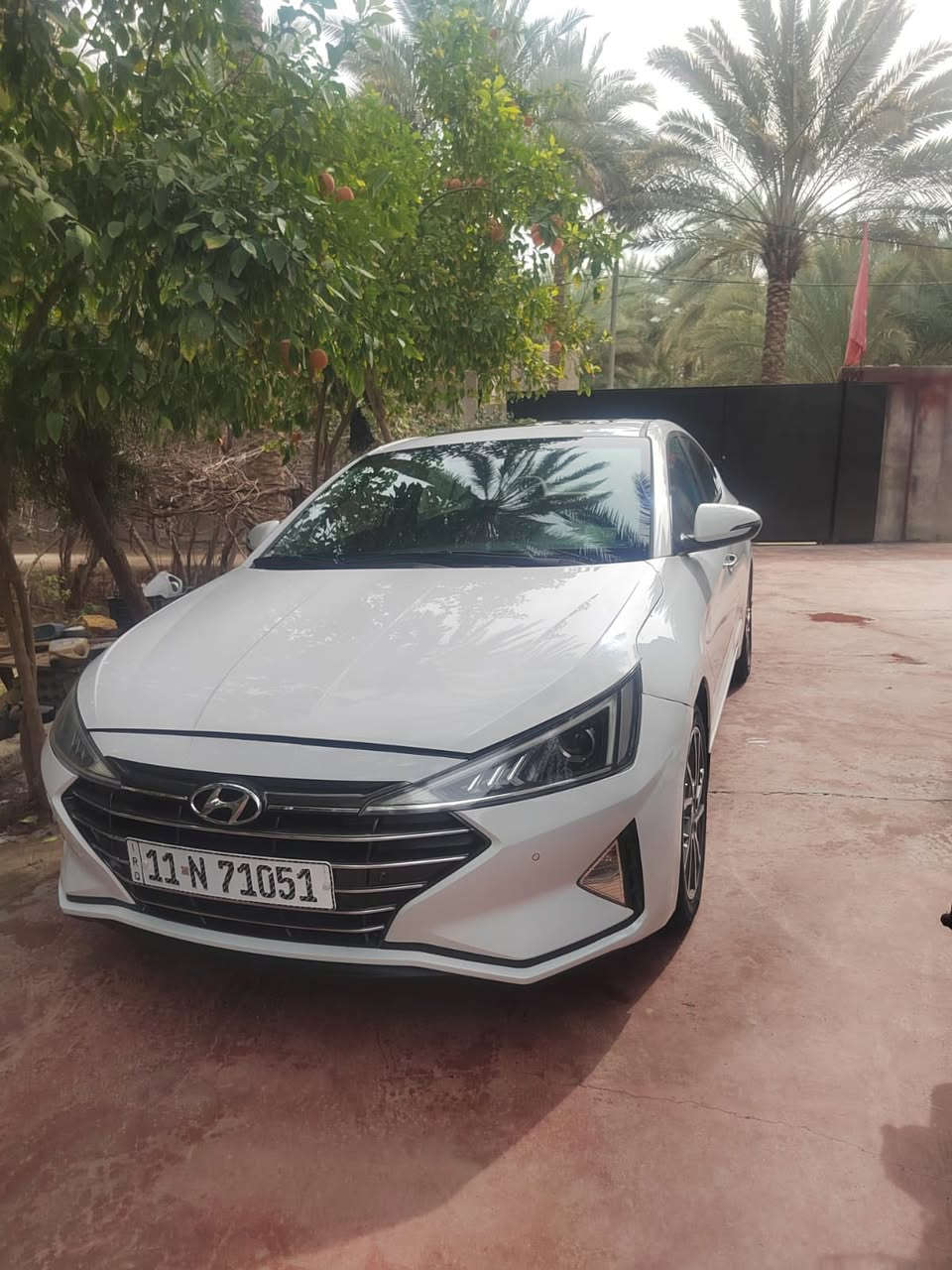 السلام عليكم ورحمة الله وبركاته للبيع النترا موديل 2020 خليجي سياره ماشيه 130 فول مواصفات فتحه وبصمه وبمكينه 2000دوش المرغوب السياره ادامه كامله صدر امامي خلفي تخم تاير سياره فقط بنيد مبدل باقي سياره كله كفاله عامه السياره رقم بغداد دولي جاهزه السعر 157 وبيه مجال اي استفسار *********** مكان السياره كربلاء
