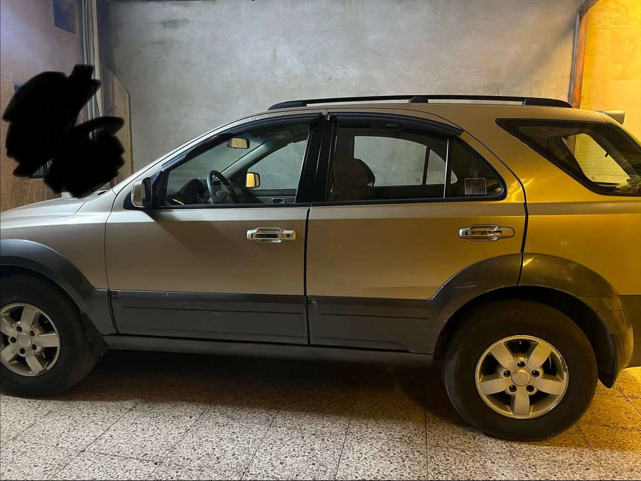 سورنتو ٢٠٠٨ خليجي
مواصفات كشن كهربائي سقف كهربائي (تنته)
محرك 3600 /6V
كير محرك شرط الفحص +صدر جديد
الصبغ قطعتين جاملغ +باب السكن الجهى اليمنى + كما موضح أمامك بالجهة اليسرى بوجه الجاملغ  ٤ اصابع مرجعة ع بارد فقط
رقم كركوك مشروع وطني تحويل بأي محافظة
المكان صلاح الدين تكريت
للتواصل :***********
