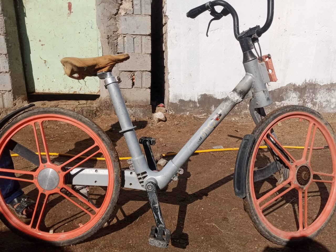 بسكل لبيع حجم 26 كله فافون زنجل مخفي ماركه 45الف *********** القاسم
