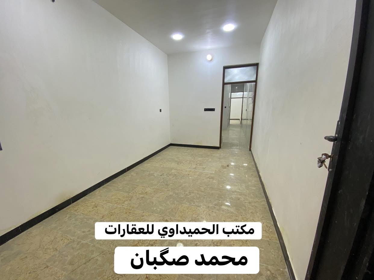 🏠بيت للبيع 🏠السعر💵/170🙏❤️🙏
📍الموقع/الشعب (ضباط الكويتي)قرب الشارع العام الرئيسي 

📌المساحة/60    بناء البيت درجه اولى.موقع جيد جداً 

محتويات ال🏠بيت/كراج صغير.صحيات خارجيه .استقبال.مطبخ حار بارد.صحيات.غرفة نوم

الطابق الثاني/غرفتين نوم.صحيات.بيتونه.سطحين

📍عنوان المكتب /شارع الأسواق المركزيه قرب مسبح الشعب

📞*********** محمد صگبان

📞*********** سيد عباس

ملاحظة / العنده عقار 🏡 للبيع او بيت للايجار  ويريد يبيع او ايجاره دزونه كافة التفاصيل العقار مع ذكر السعر ورقم التلفون ☎️وان شاء الله باقرب وقت
