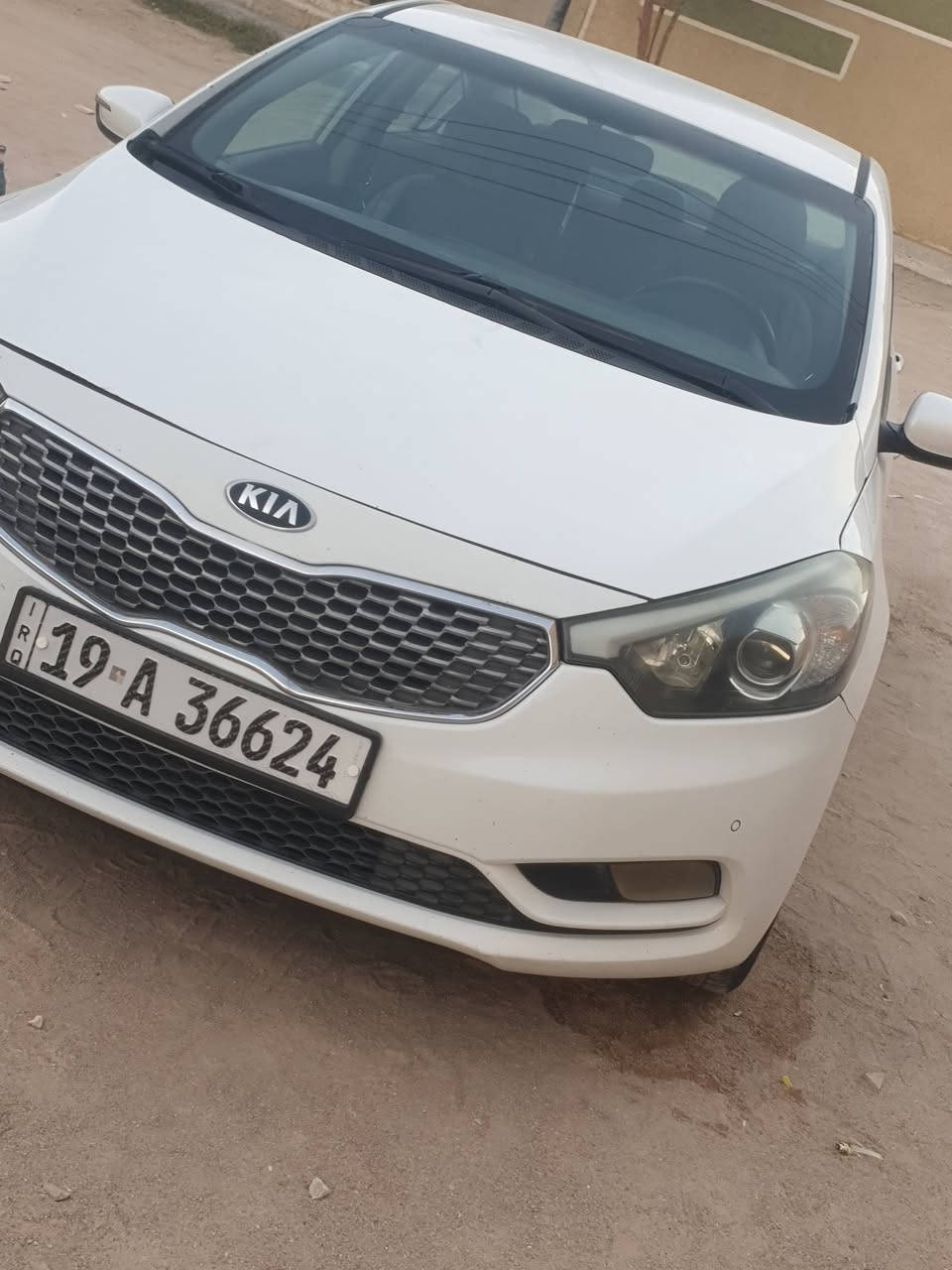 سلام عليكم بيع فقط سيراتو موديل ١٤ رقم كربلاء سنوية ٢٠٢٩ بيهة بارد جاملغ وبنيد والبنيد مفتوح لا لغد ولا شاصي مواصفات حساس خلفي امامي شفتات ستيرن خمسة ويل كب تحكمات ستيرن  مكينة خير من الله لا تنقيص ولا تبخير السعر ١٢٠ وبيهة مجال اتصل وتدلل *********** بي وتساب .
