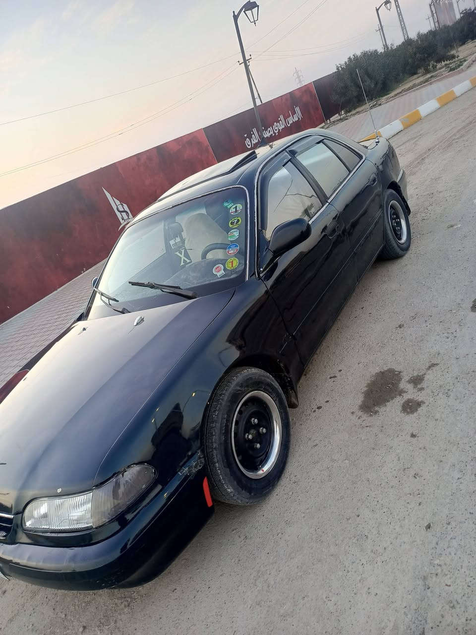 سوناتا موديل 95 صبغ جماليه بلاديه بدون ضربه كير ومحرك شرط محرك مفتوح. مو مسكر كير اوتو  صدر حلو داخلها نضيف. سنويه جديده ل 27 تحويل مباشر السعر (38) / مكاني تكريت الديوم  *********** / ***********.
