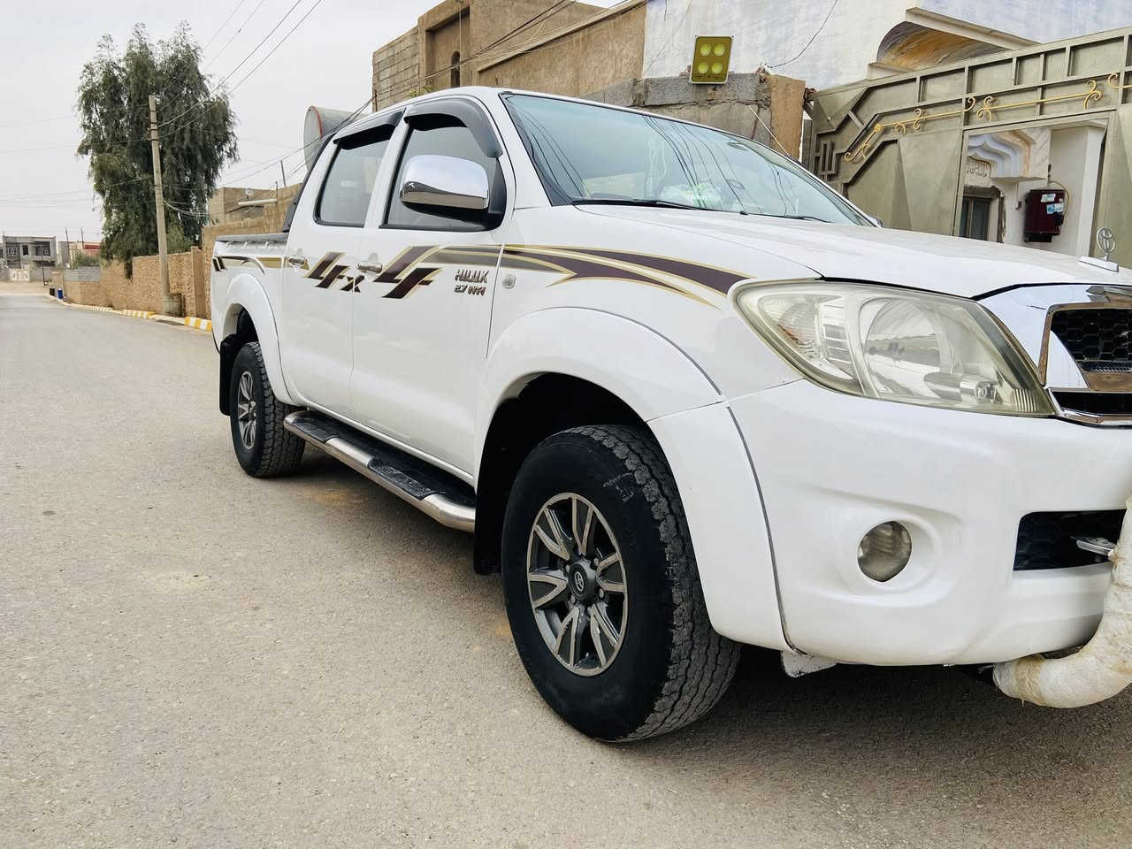 إعلان بيع سيارة
للبيع سيارة تويوتا هيلوكس سعودي – شاصي 19 بطل
فور ويل، موديل 2009
• نوع الوقود: بنزين
• ناقل الحركة: كير عادي
• رقم التسجيل: السليمانية
السيارة جاهزة بالكامل ولا تحتاج أي مصروف:
• المحرك بلاد ما مفتوح
• المكينة والكير بشرط
• صدر أمامي وخلفي
• عداد المسافة: 310,000 كم (قابل للزيادة)
• السنوية نافذة لغاية سنة 2030
• السيارة مصفّرة ولا توجد عليها غرامات أو ضرائب
• نظام التبريد والتدفئة يعمل بكفاءة
• السيارة تعمل بكفاءة عالية وجاهزة للاستخدام الفوري
• حالتها أفضل من الظاهر في الصور
تحويل او وكالة حاضر.
ملاحظة:
يوجد ضرر بسيط كما موضح في صورة السونار المرفقة .
📞 للجادين فقط
للأستفسار ***********
أو التواصل على الخاص
مكان السيارة الانبار
السعر مناسب وقابل للتفاوض بعد المعاينة
