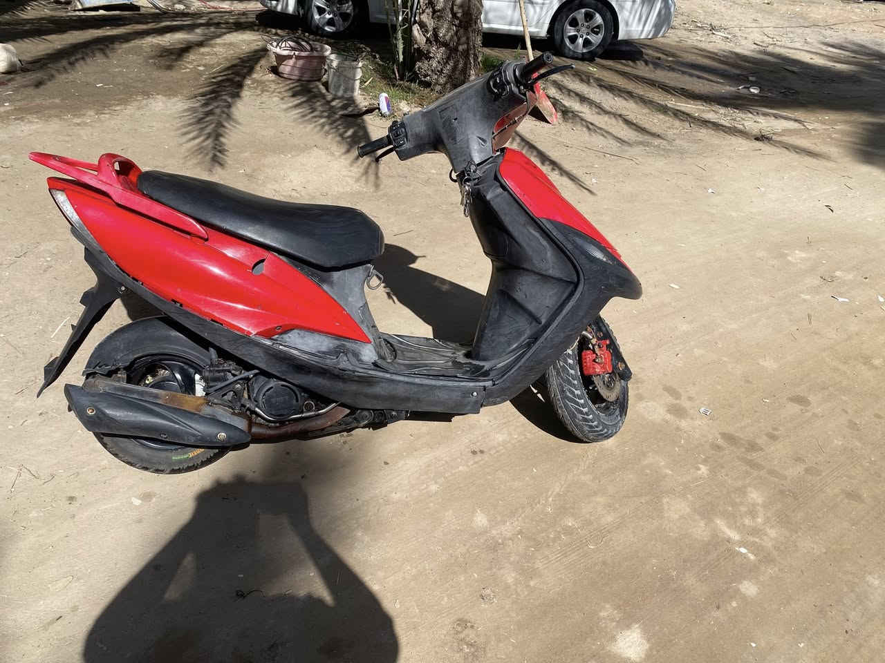 سلام عليكم  دراجه ياماها ماكس  ثعلب سرعه ١٤٠ للبيع كامله وشغاله كل كهربائيات ابيع على الفحص عليه ادامه كامله  سعر ٤٥٠  التواصل على ***********  مكان كربلاء الجمعيه
