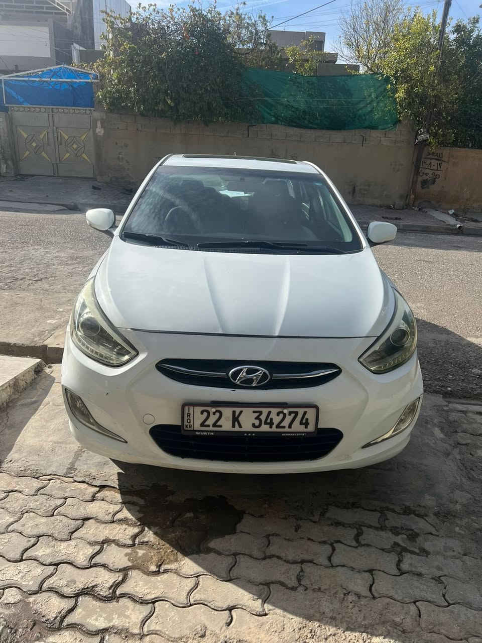 اكسنت خليجي موديل 2016 فول مواصفات سلايد ولايت عدسة ونطام ABS ماشية 173  محرك وكير بالشرط ممفنوح رقم اربيل الجديد باسمي والسنوية لغاية 2030 وبيها بطاقة بانزين 
الضرر بالسونار موجود الجاملغ السكن الامامي والدوسة لحد الجاملغ الخلفي السكن وبيها اثار حالوب خفيفة 
السعر 116 ورقة السيارة موجودة في كركوك 
تفاصيل اكثر *********** 
اخوان مكلف بالنشر الي يريد بتصل عالرقم
