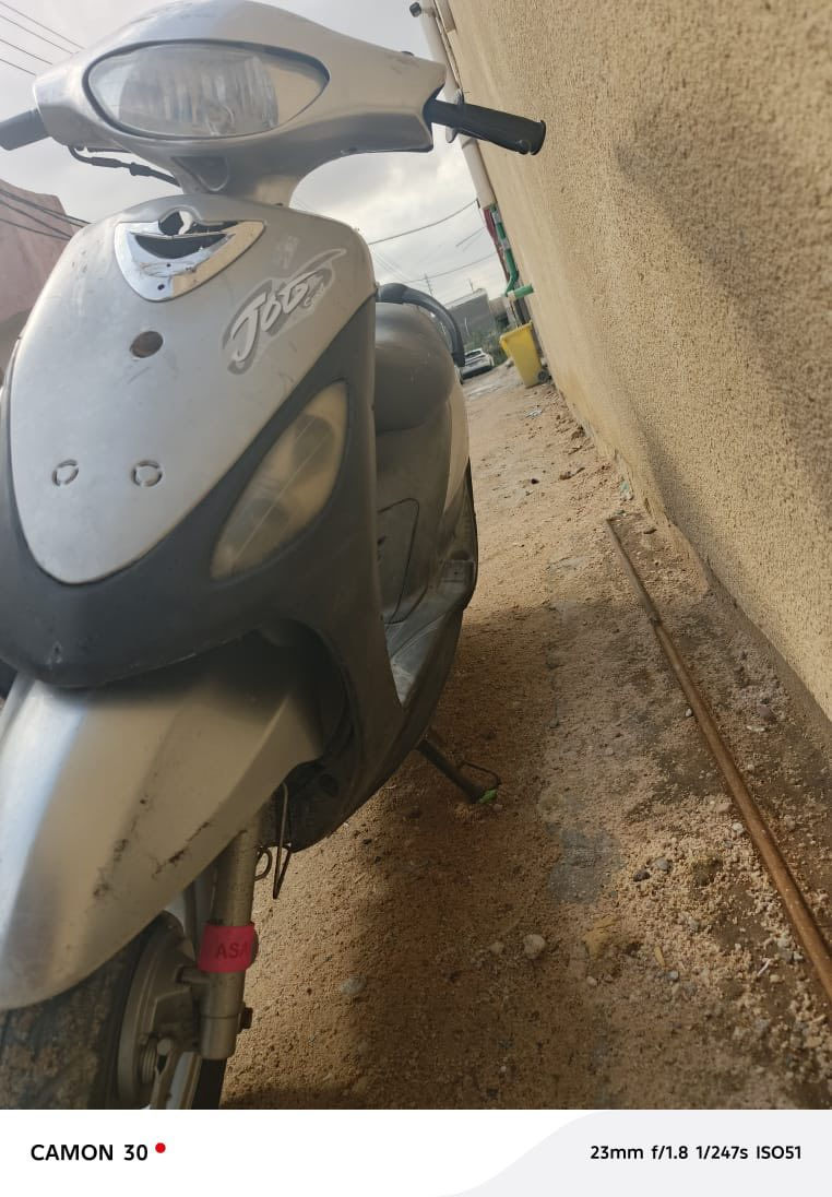 السلام عليكم ماكس قجمه للبيع مكلف بلنشر دراجه بوشه49مفتوحه يرادلهه ترتيب السعر 450وبيهه مجال للشراي مكاني البصره الجزيره ***********
