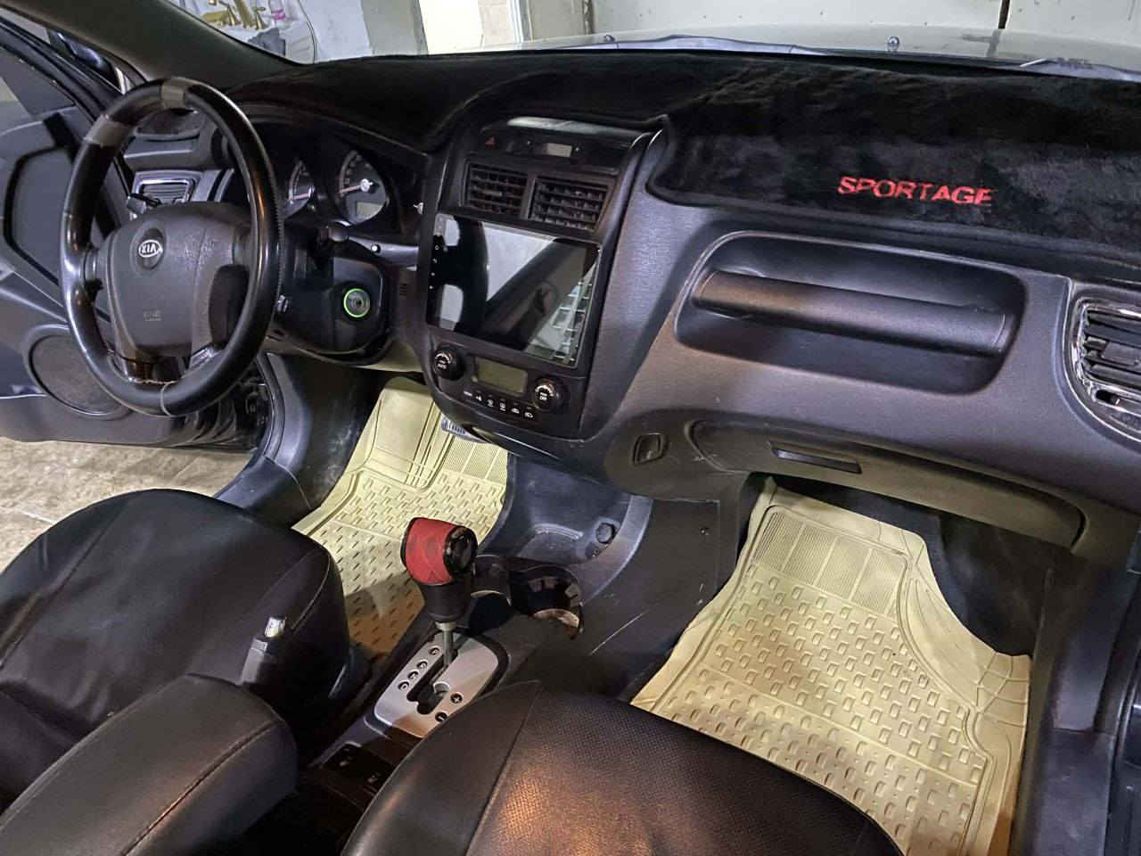 السلام عليكم
اسبورتج للبيع موديل 2010

رقم بغداد دولي بسمنه السياره

كير محرك حداديه تبريد خير من الله

وارد كوري مكفوله السياره

ما عدا بارد بل بابين شي قيل

السعر 112 وبيه مجال

المكام بابل مركز مدينه

للتصال ***********
