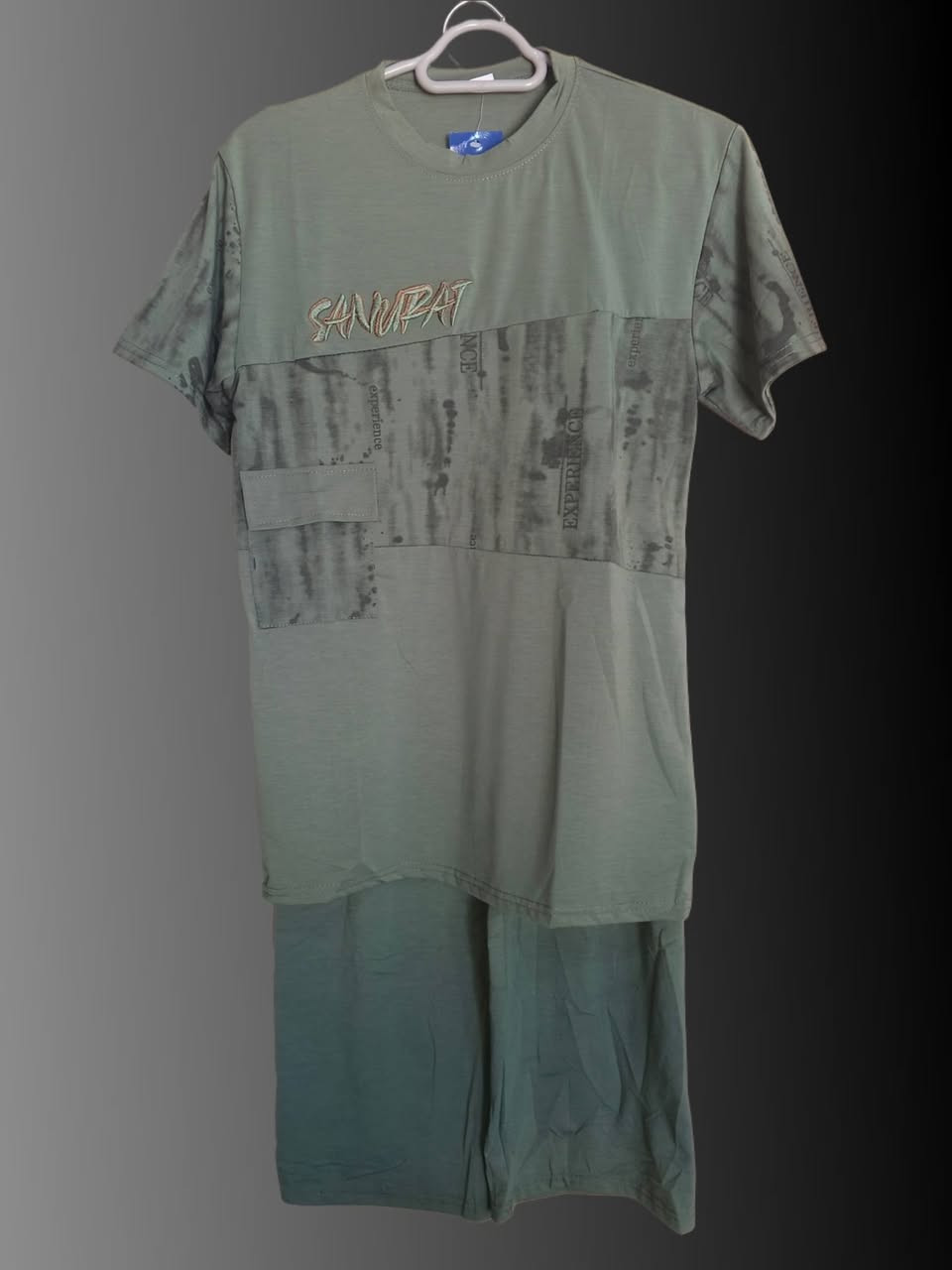 شباب بغداد 🔥
عرض خاص سعر التراك كامل: 8.000 دينار فقط
ستايلك يهمنا 😎
تراكات رجالي شبابي ولادي 
«جودة تشوفها مو نحچي عنها»
مقاسات متعددة
توصيل سريع داخل بغداد *********** واتساب للحجز
تابع سنتر الأناقة وخلي ستايلك يحچي عنك 🔥
عنوان المحل جسر ديالئ شارع الأطفاء مقابيل بلديه جسر ديالئ
