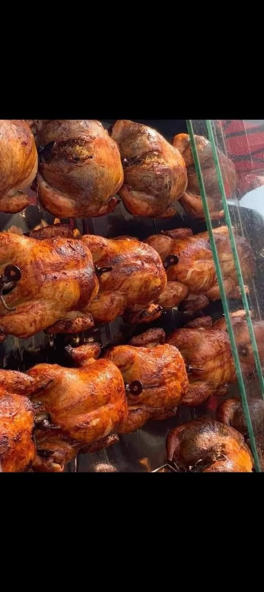 شواي دجاج مشوي ومحشي وطباخ شرقي عام متفرغ حاليا ***********
