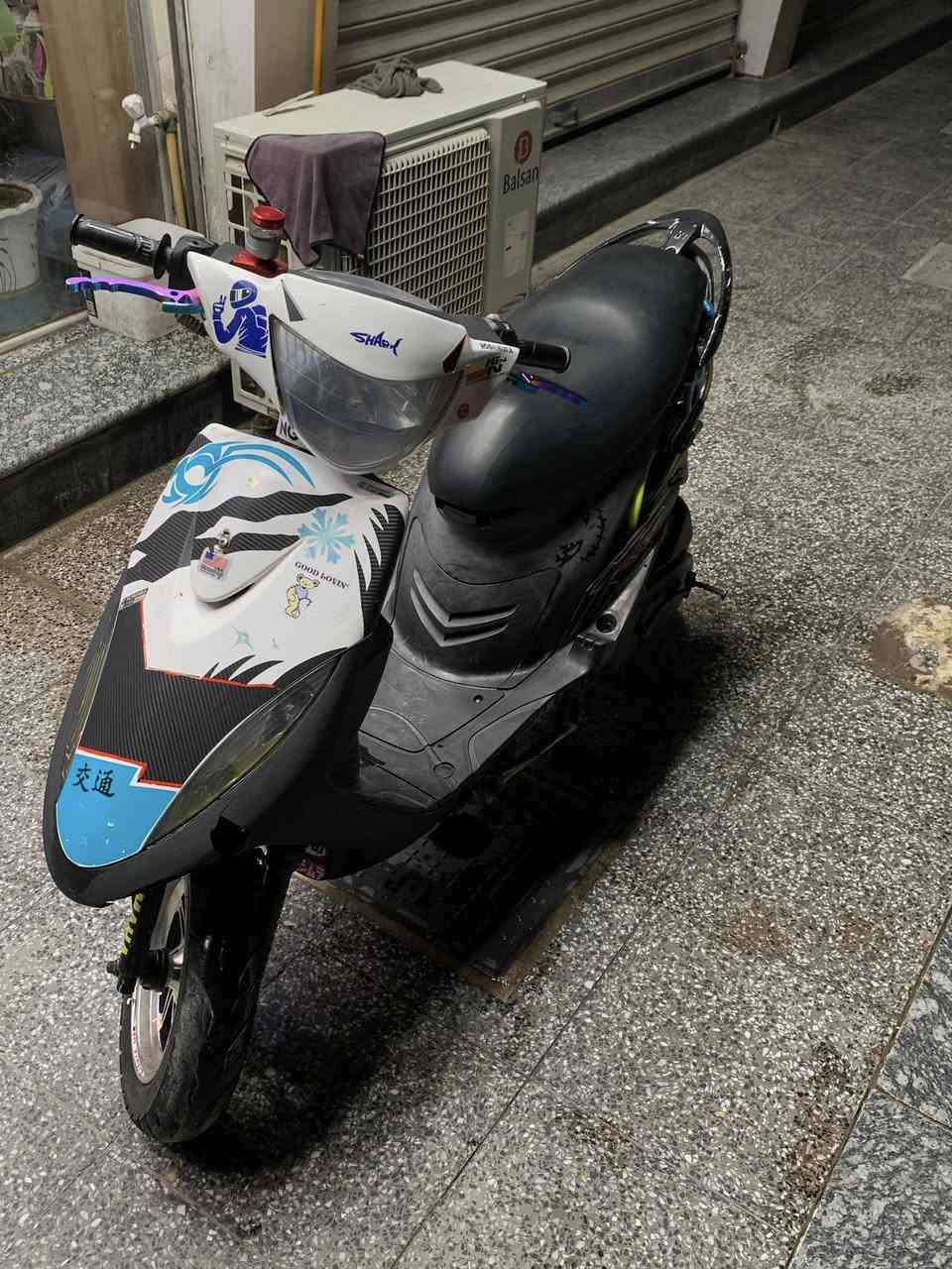 السلام عليكم دراجه ماكس عدله بوشه 55 دراجه كامله من كلشي كهربائيات شلعه نعومه ولي تعجبك السعر 500 قفل مكاني حله شارع 80 ***********
