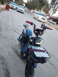 من للبيع شحن خمسه بطاريه رقم 07518042368