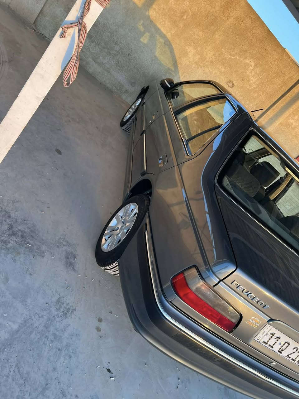 السلام عليكم بيجو بارص مديل 24 رقم بغداد بسمي حره سياره جديده ماشيه 17 ستلام بسنت ل 25 غراضهه ما  مفتوحات سياره كامره حساسات خلفيه مري شفط كشن كهرباء  مكاني الكوت *********** السعر 86 بيهه مجال قليل
