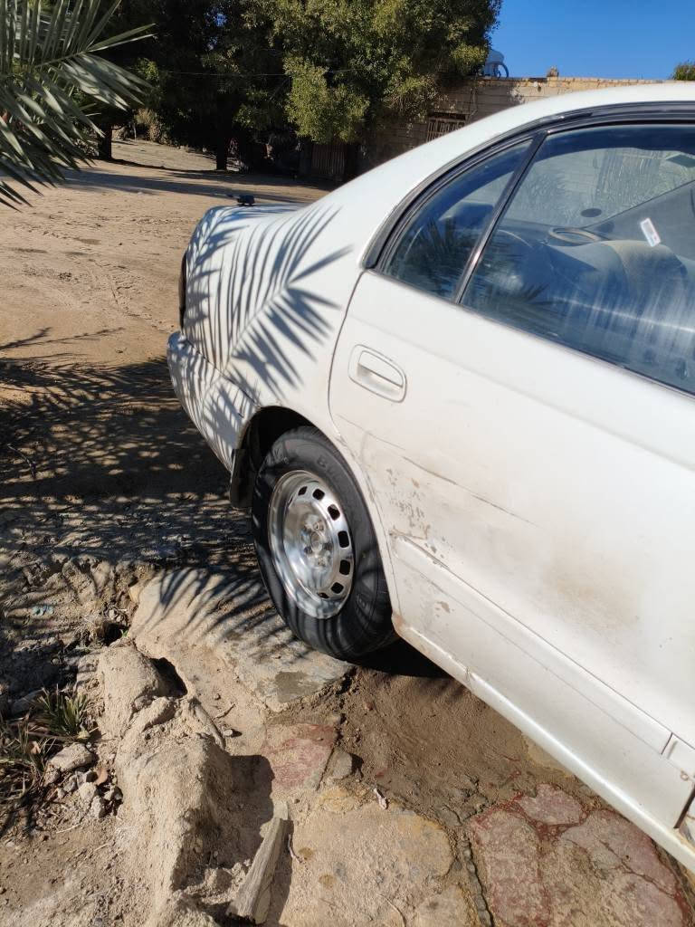 السلام عليكم كرونه نفخ للبيع مستعجل السياره  بسمي سنويتها لل 28 مستعجل السعر38 وبيها مجال توها صاعده هزه مصفره ماعليها ولا ربع اتصل وبيك خير ودلل ***********
