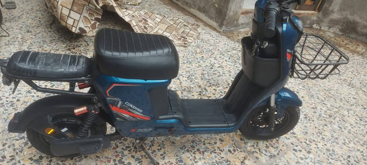 السلام عليكم دىاجه شحن للبيع السعر 350 دراجه حلوه نضيف مستعلج عله بيعتهه البصره القبله حي الجامعه الرقم *********** البصرة, العراق
