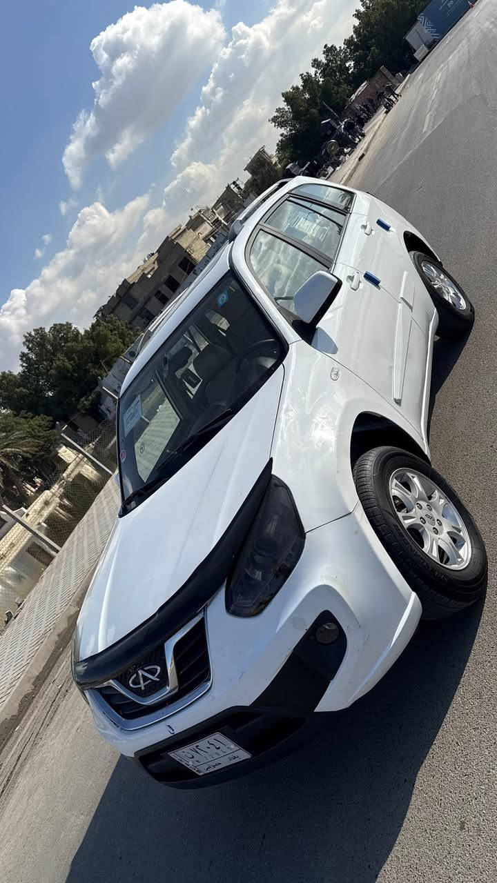 للبيع شيري تيكو موديل 2012 رقم بغداد تحويل ثاني يوم بيها صبغ نص جاملغ الامامي الباقي مكفول جاهزه كير مكينه صدر خلفي امامي جديد امسويله ادامه كامله اي نقص مابيها اترايها طكه متسمع بيها داخلها جديد كشناتها جدد السياره مابيها اي نقص خير من الله ماشيه 110 حقيقي السعر 57 مكانها بغداد الشعب للستفسار ***********
