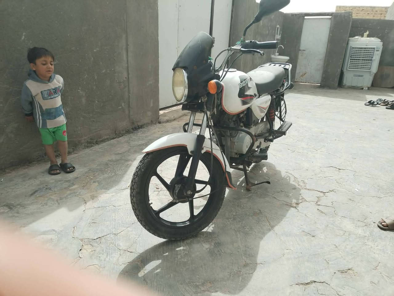 السلام عليكم دراجة اللبيع دايون موديل 2021أوراق اصولي كاملة دراجة جديده مامتعوبه ابد مكاني قضاء الرفاعي السعر مليون و100الف وبيه مجال حك الجيه هـ *********** هذا رقمي اتصل وبيك خير وتدلل
