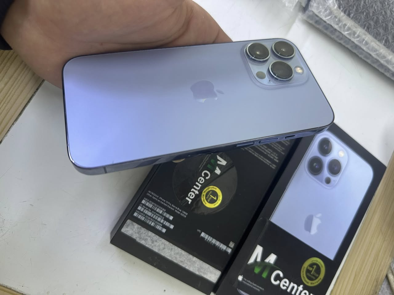 ايفون ١٣ برو
نورمان ما مبدل شي شرط ما يعبر هواء
ضد مي 
((ذاكره١٢٨))
((دبل سيمكرتza))
البطاريه ٨٩
نضافه فول جهاز مع كارون
السعر ٥٥٠✅🤑💵بي مجال حك جيا

العنوان موصل ايسر حي وحده

خاص مفتوح وا اتصاله***********/***********
