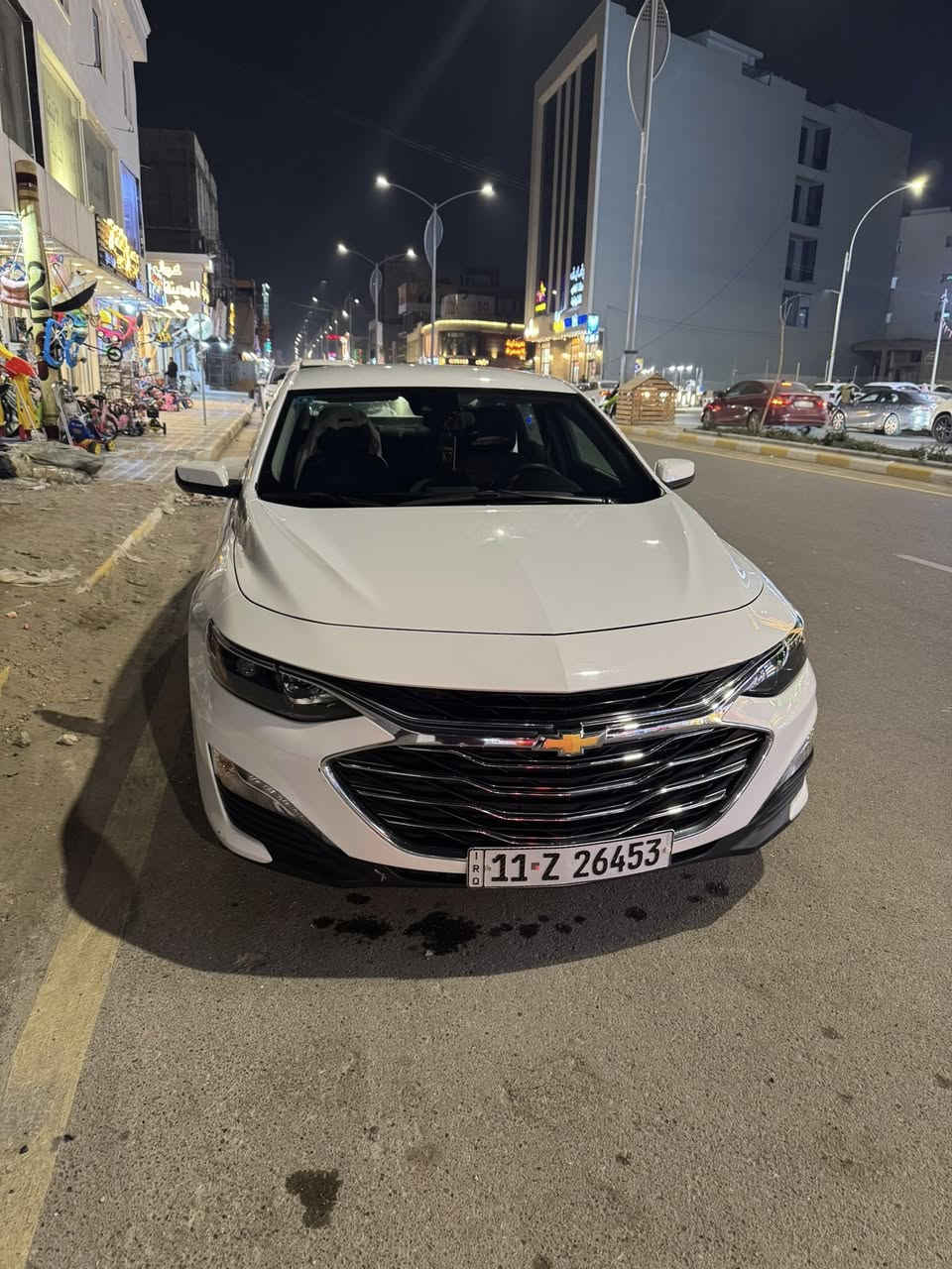 – للبيع ماليبو 2024 رقم بغداد 🚨
👈بيع او مراوس حسب القناعة 

سيارة  استخدام شخصي خفيف جداً، جاهزة للاستعمال بدون أي صرف!

 حادث السيارة جاملغ خلفي بدون صبغ . 

✨ الممشى: فقط 60,000 كم ✔️

   

🔹 المواصفات الكاملة:

 • محرك 1.5 تيربو اقتصادي وقوي 💪

 • جير أوتوماتيك CVT ناعم جداً

 • شاشة كبيرة + Apple CarPlay + Android Auto 📱

 • كاميرا خلفية + حساسات أمامي وخلفي 🎥

 • نظام تحذير من التصادم + الحفاظ على المسار 🛡️

 • مثبت سرعة + تحكم ستيرن

 • مكيف ثلج ❄️

 • بصمة تشغيل + تشغيل عن بعد (إذا موجودة عدك ضيفها)

 • نظام صوتي ممتاز + بلوتوث

. راوتر wifi

🔹 حالة السيارة 

✔️ بدون دواخل

✔️ نظافة داخلية وخارجية توب

✔️ استخدام بيتي 

📍 رقم: بغداد 

📍 جاهزة للفحص بأي مكان 

 📍مكاني بغداد الكرخ

💰 السعر 145$مناسب جداً وقابل للتفاوض للجادين

📞 للتواصل (***********)
