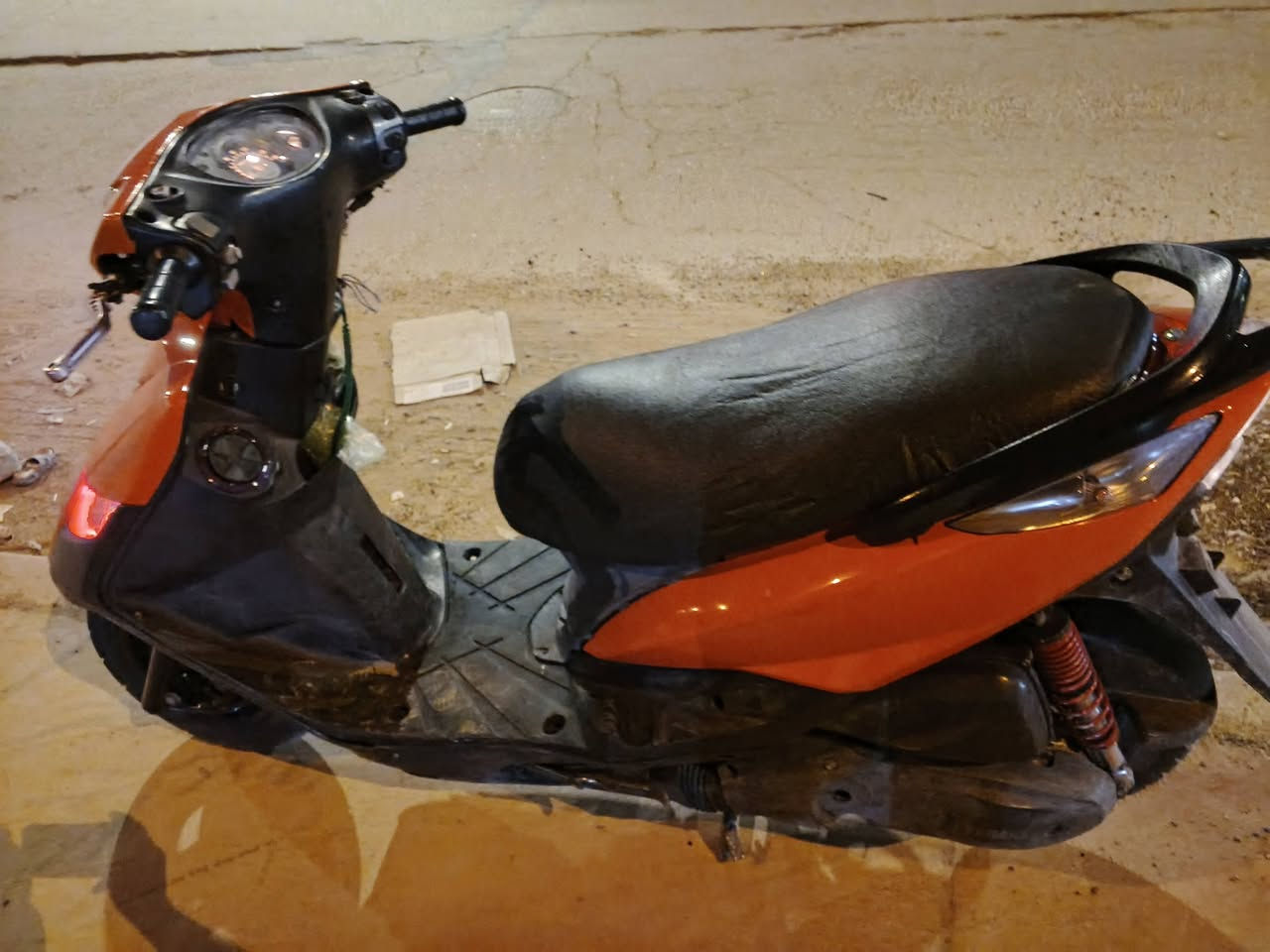 دراجه ثعلب للبيع دراجه نضيفه مكينه 58ونص بلادي بدأت كرزي كلجات رياضي كفرات اني صابغهن دراجه خير من الله 450وبيه مجال بيه صوت زنجيل صالنصه حلزونيه مكان الشعله رقم تلفون***********
