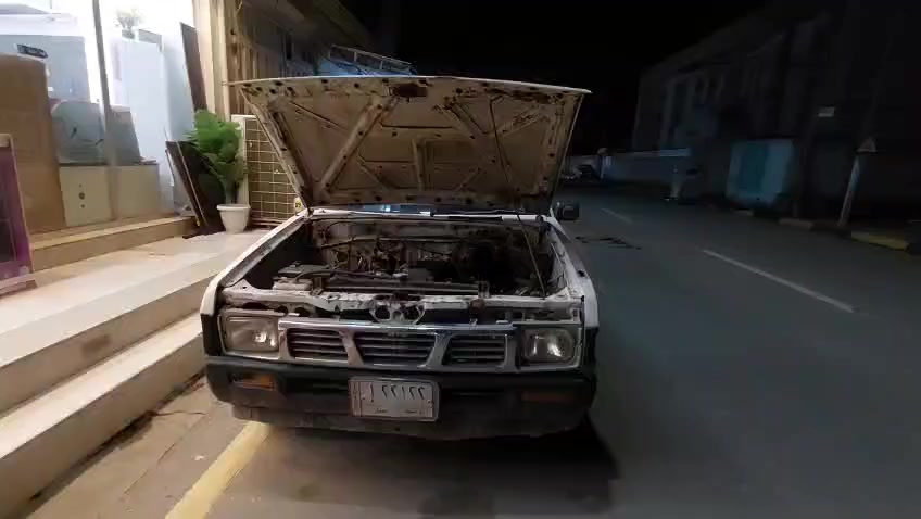 سلام عليكم، سيارة بيكم تك باب موديل92 ،سنوية منتهية ل 2020 
مكان السيارة واسط / قضاء العزيزية ، راعيها أيضا مكانه عزيزية 
السعر 26 ورقة وبيها مجال 
***********
