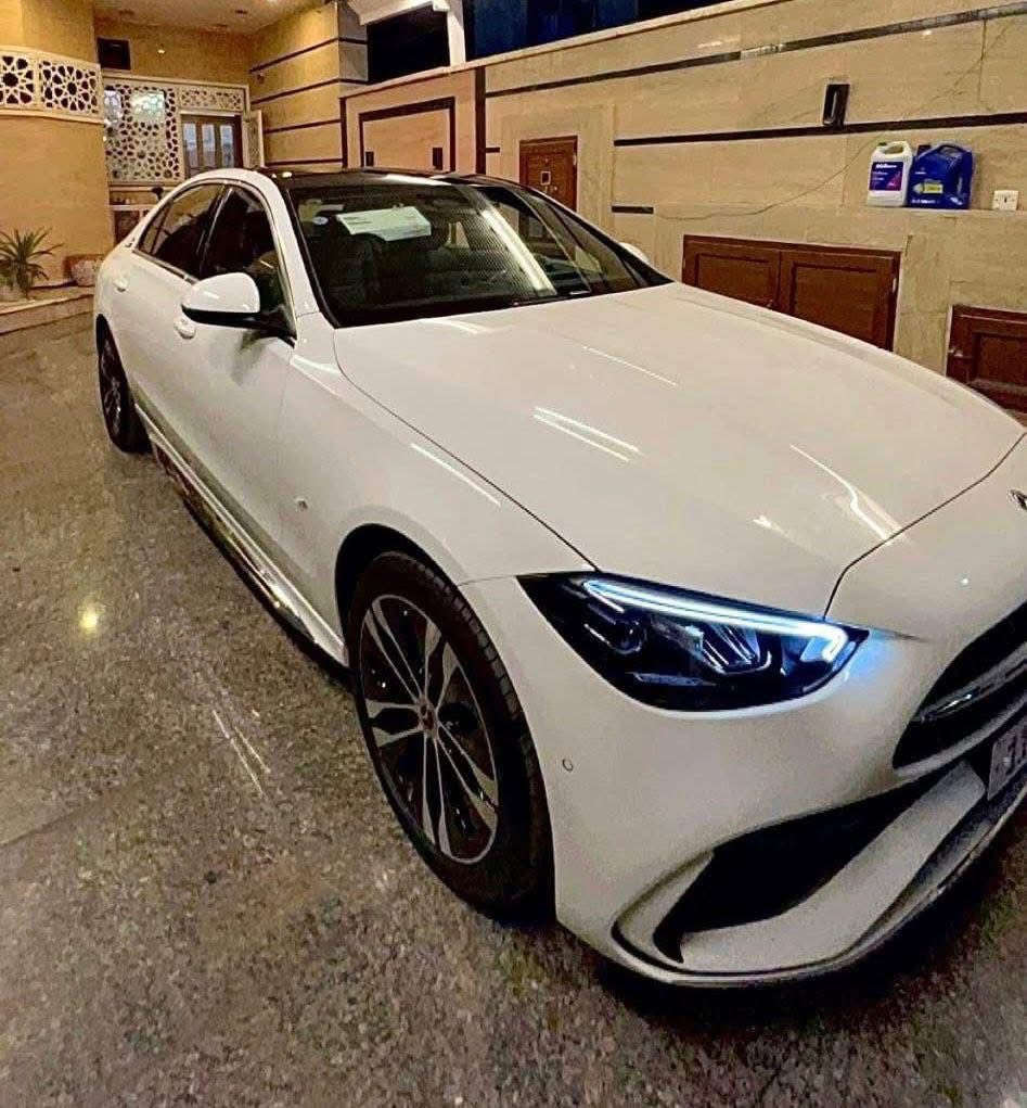 السلام عليكم من رخصة الادمن
مارسدس 2024 فئة c350EL السياره كفاله عامه رقم بغداد تحويل مباشر السياره زيرو مماشيه اقل الالف ماشيه بصمات ثنين وياها عنوان بغداد المنصور سعرها على خاص  غير متواجد على فيس بوك ***********
