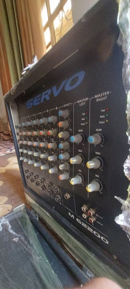 مكسر سيرفو للبيع نضافه خير من الله مكاني ديالى بعقوبه *********** مكلف بالنشر
