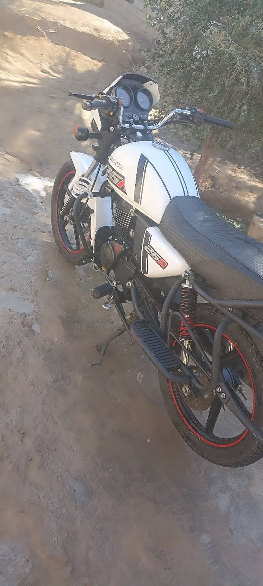 السلام عليكم دراجه دايون للبيع موديل 22 دراجه مكفوله مكاني طريق سيد دخيل قرب السيطره الرئيسيه***********
