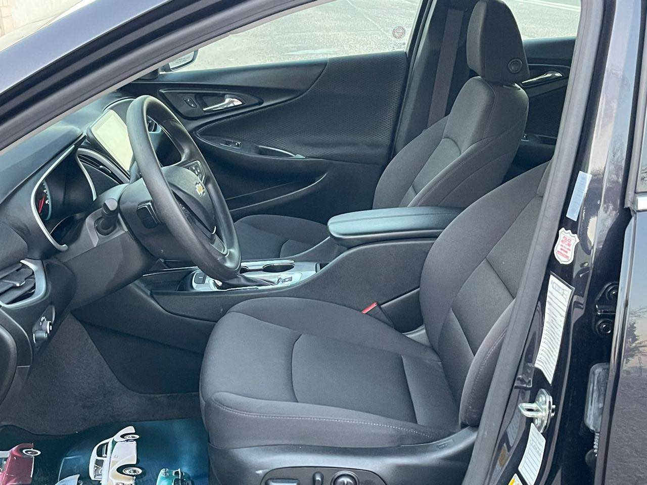 ماليبو 2023 LT 
تيريد قطعتين كشن تدفئه تشغيل عن بعد. بصمه رادار 
***********☎️حسنين بغداد, العراق
