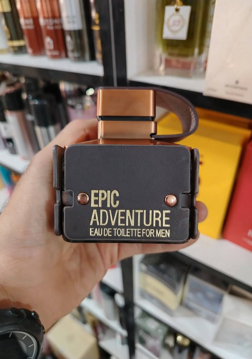 عطر  ايبك ادفانجر
Epic Adventure
عطر للرجال بحجم 100 مل،
وهو عطر خشبي - أروماتك
يتميز بـ: 
مقدمة العطر: اليوسفي، الشيح، الجريب فروت، والليمون.
قلب العطر: الريحان، الخزامى، الباتشولي، وخشب الأرز.
قاعدة العطر: طحلب البلوط، الجلود، والعنبر.
يُعرف بثباته الجيد ورائحته المميزة التي تدوم طويلاً.
مصمم للرجال الذين يحبون المغامرة والاستكشاف.

للتواصل واتس ***********
يوجد توصيل لكافة محافظات العراق
#بغداد #النجف #كربلاء #الديوانية #السماوة #ميسان

